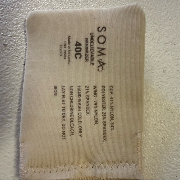 Soma Unbelievable Minimizer Bra Lot of 2 Size 40C Black & Nude Underwire Unlined - Picture 8 of 9